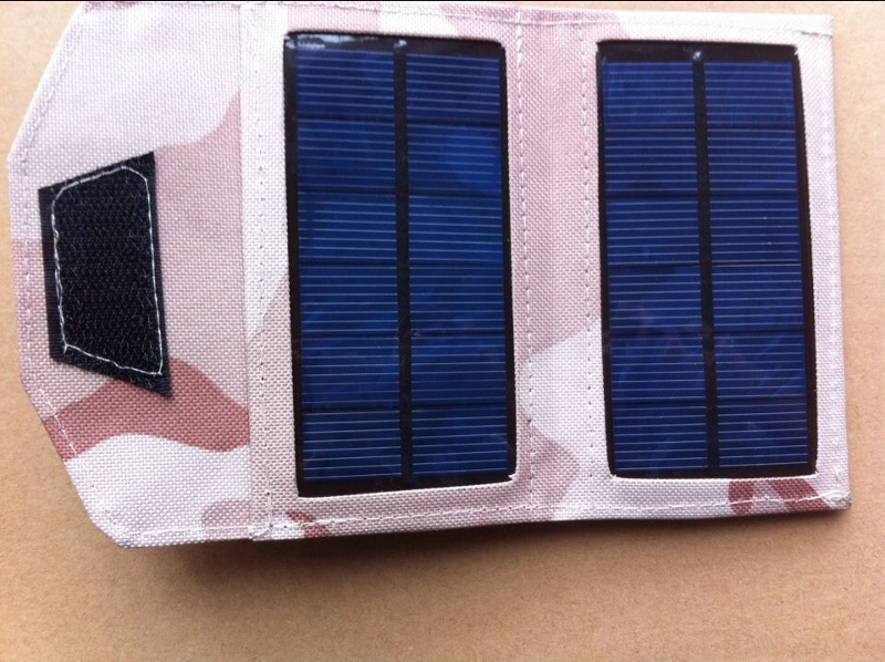 3-watt-solar-charger-for-cell-phones-digital-camera-mp3-mp4-psp-pda-iphone-ipad